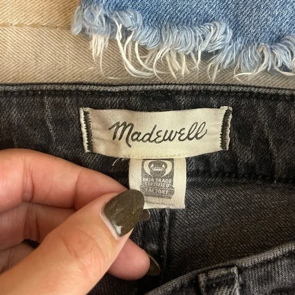 Madewell Curvy Perfect Vintage Jeans Black Gray High Rise Straight Size 25 - Picture 7 of 10